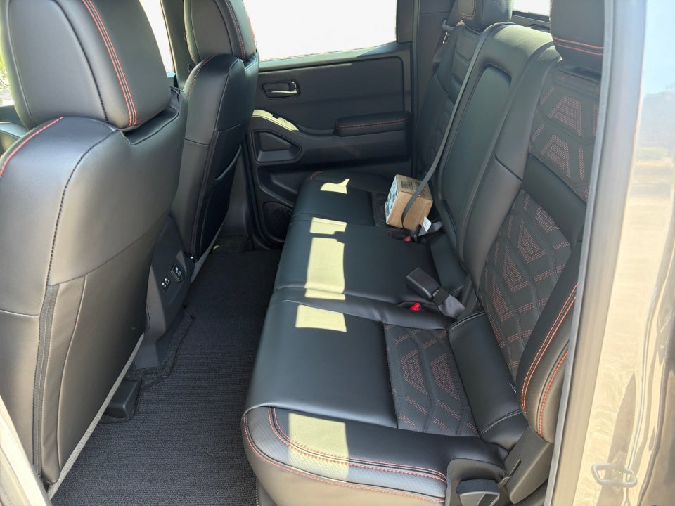 2026 Nissan Frontier Crew Cab PRO-4X 4x4