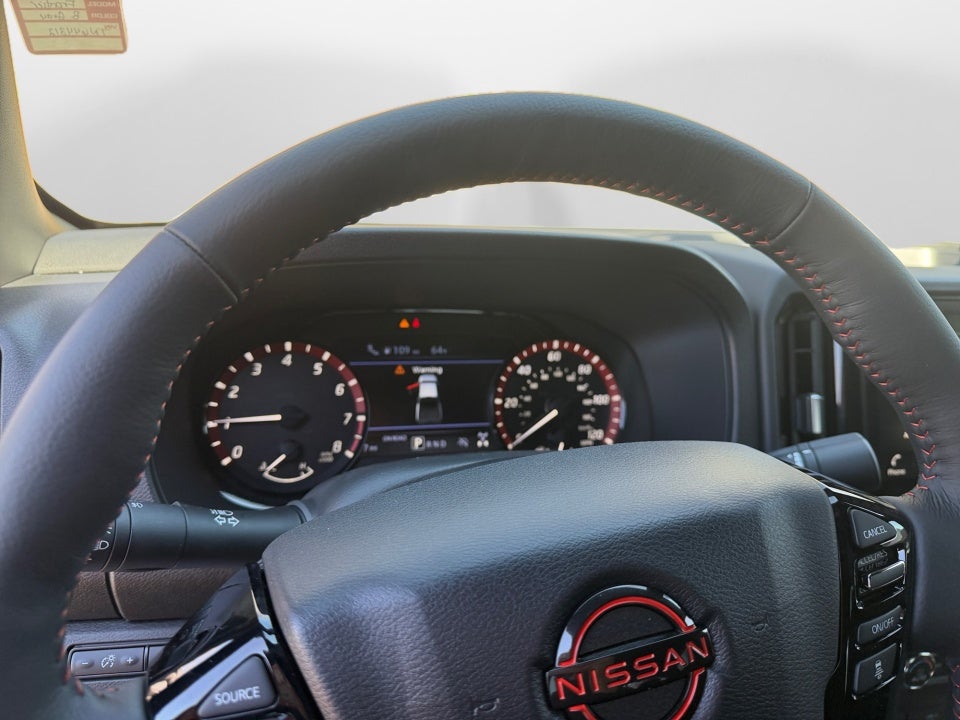 2026 Nissan Frontier Crew Cab PRO-4X 4x4