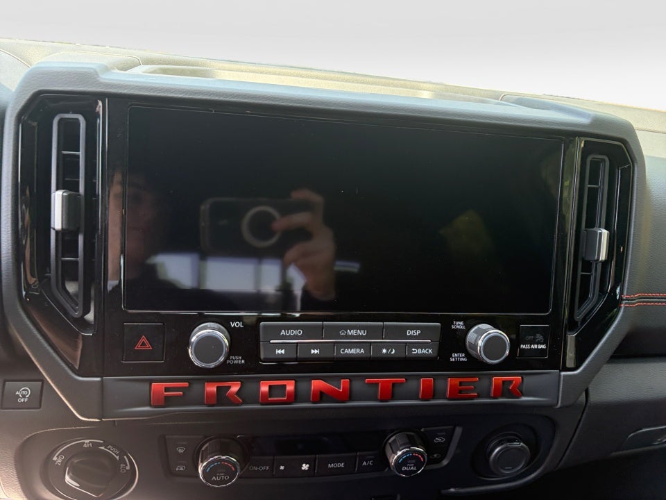 2026 Nissan Frontier Crew Cab PRO-4X 4x4