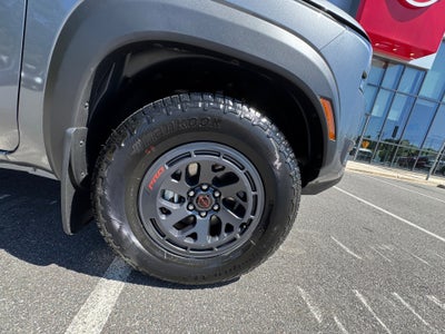 2026 Nissan Frontier Crew Cab PRO-4X 4x4