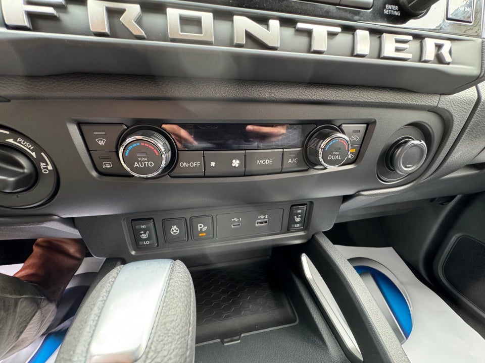 2026 Nissan Frontier Crew Cab SV 4x4