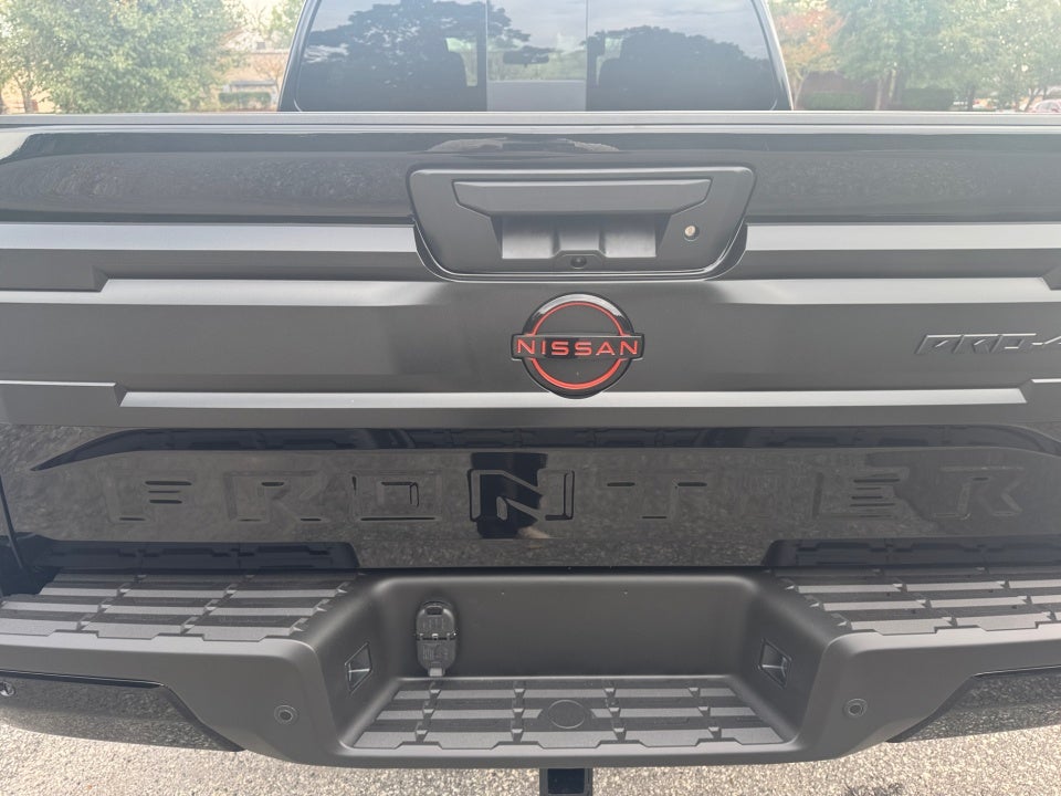 2026 Nissan Frontier Crew Cab PRO-4X 4x4