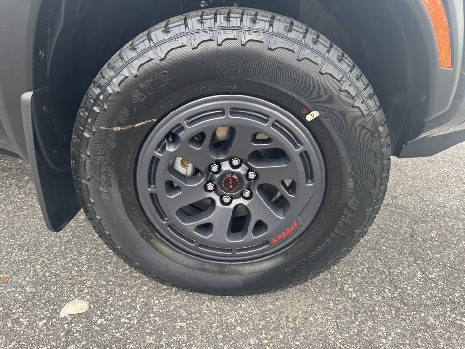 2026 Nissan Frontier Crew Cab PRO-4X 4x4