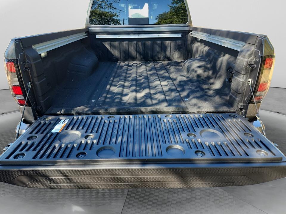 2027 Nissan Frontier PRO-4X