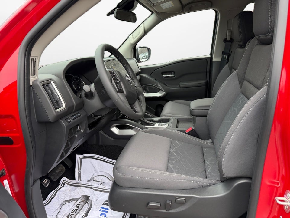 2026 Nissan Frontier Crew Cab Long Bed SV 4x4