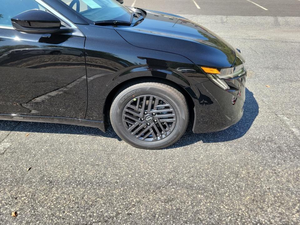 2027 Nissan Sentra SV