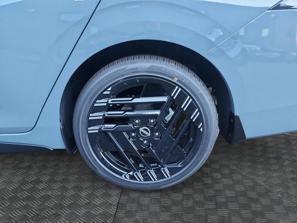 2027 Nissan Sentra SR