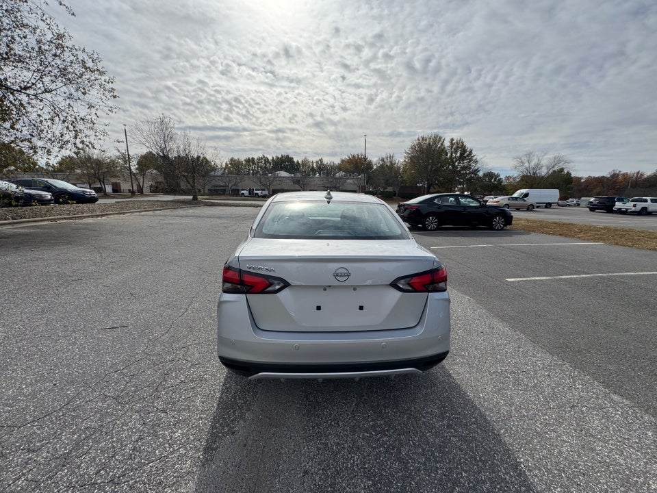 2025 Nissan Versa 1.6 SV