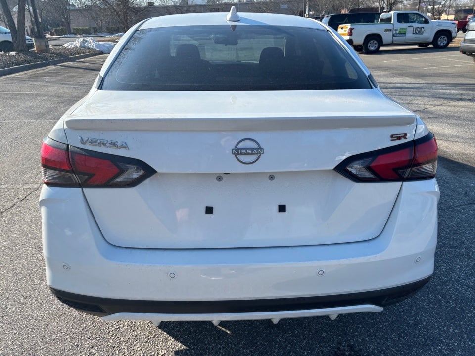 2025 Nissan Versa 1.6 SR