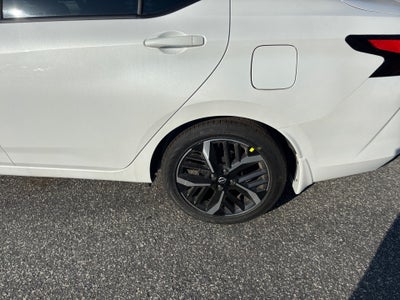 2025 Nissan Versa 1.6 SR