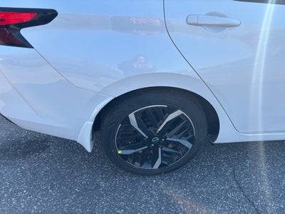 2025 Nissan Versa 1.6 SR