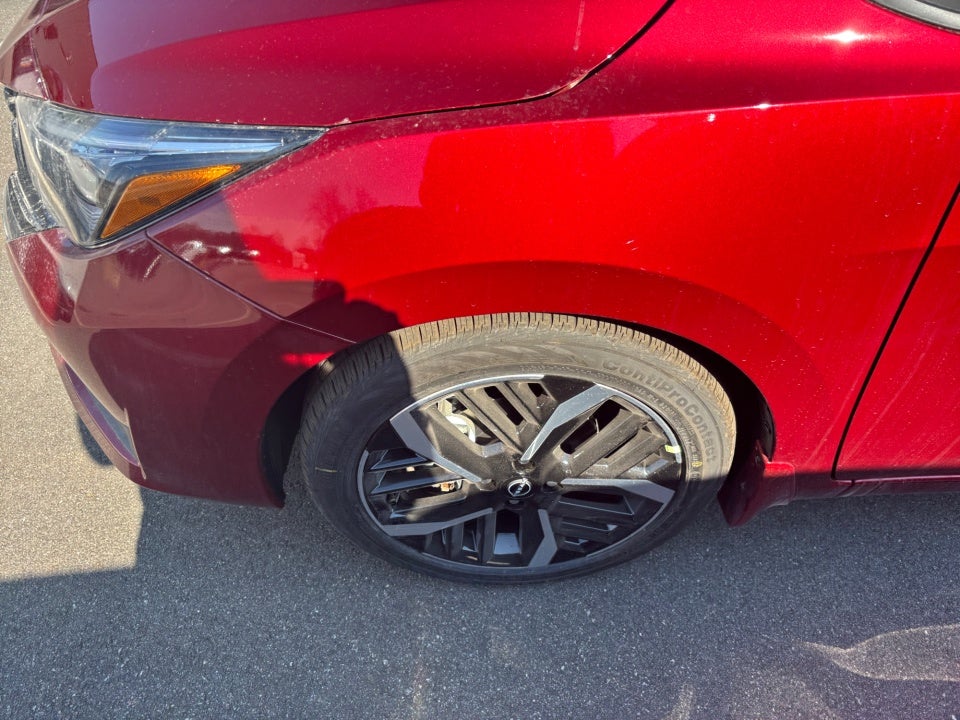 2025 Nissan Versa 1.6 SR