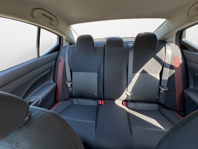 2025 Nissan Versa 1.6 SR