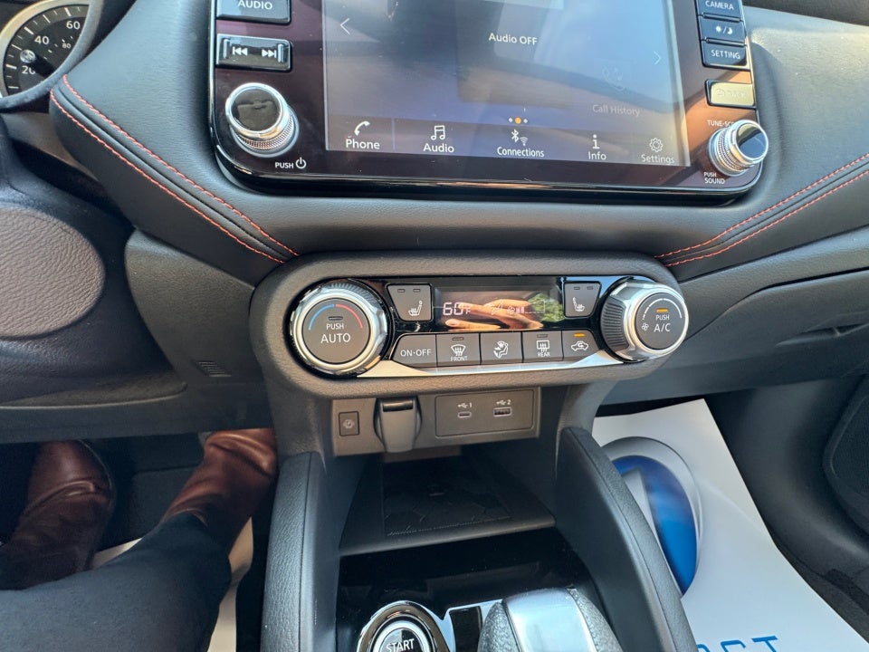 2025 Nissan Versa 1.6 SR