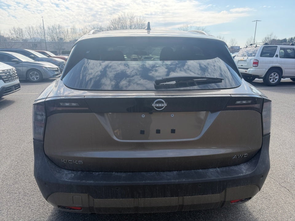 2026 Nissan Kicks SV
