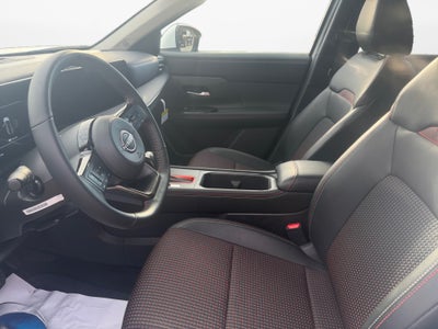 2025 Nissan Kicks SR Intelligent AWD
