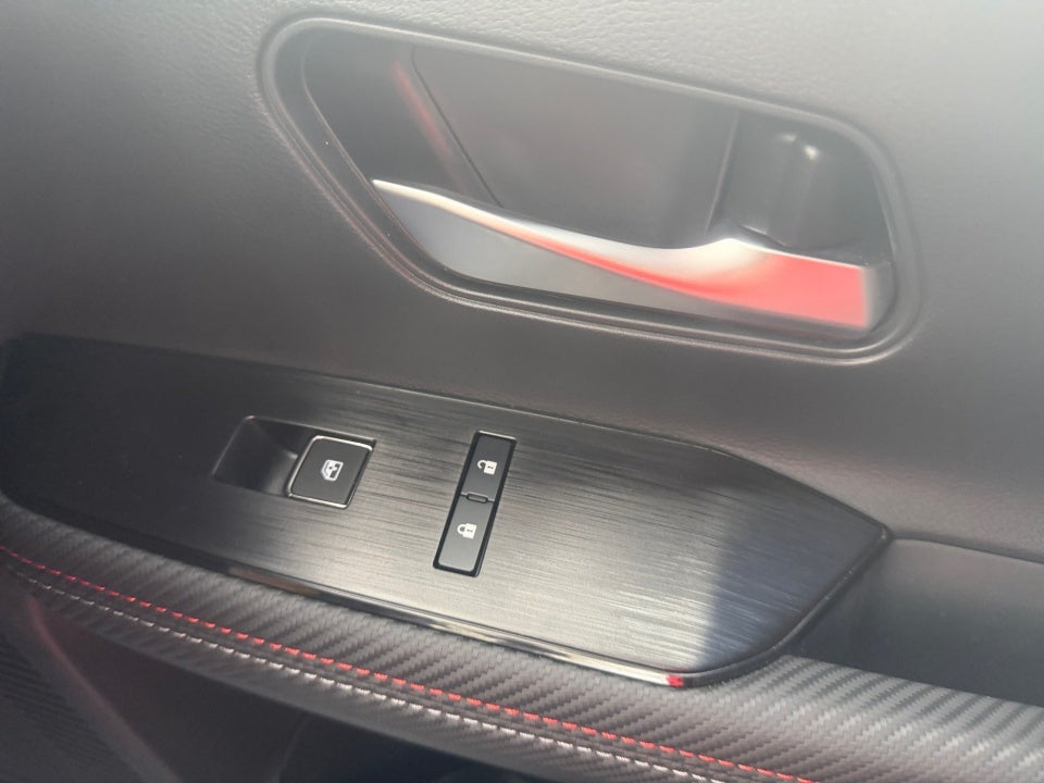 2025 Nissan Kicks SR Intelligent AWD