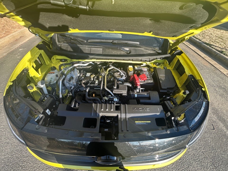 2025 Nissan Kicks SR FWD