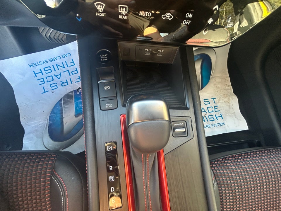 2025 Nissan Kicks SR FWD