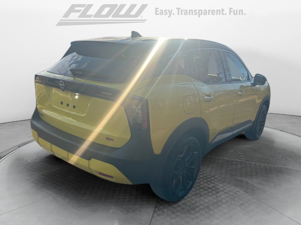 2025 Nissan Kicks SR FWD