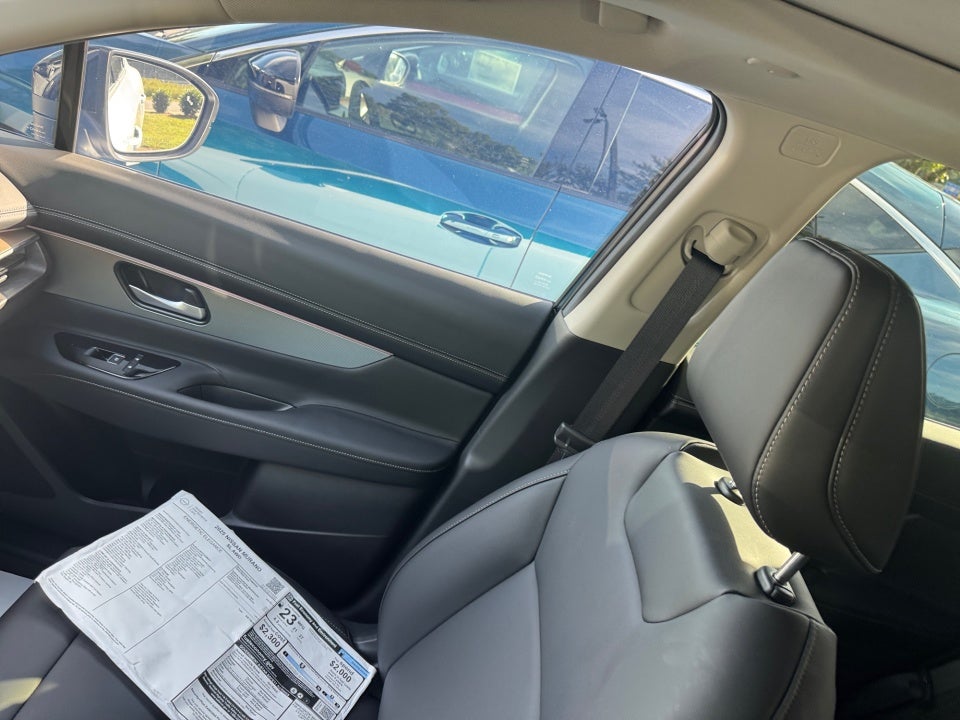 2025 Nissan Murano SL