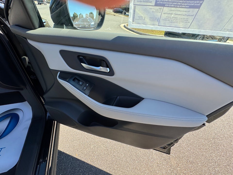 2025 Nissan Rogue SV FWD