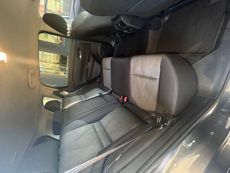 2025 Nissan Rogue SV FWD