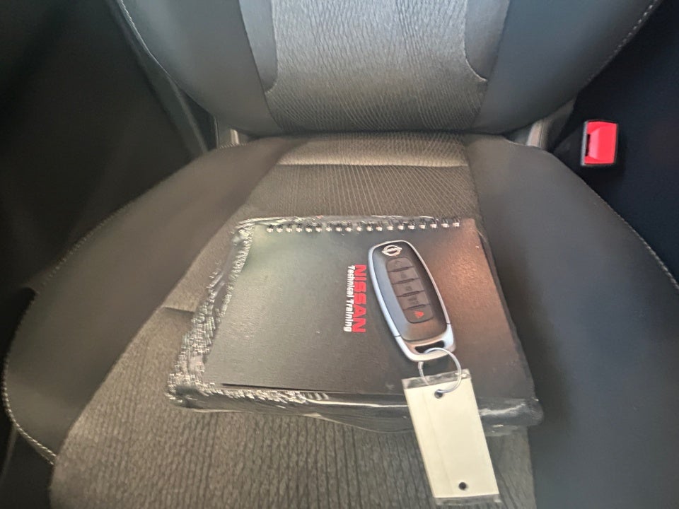 2025 Nissan Rogue SV FWD