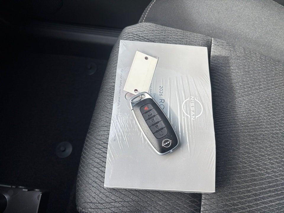 2026 Nissan Rogue SV