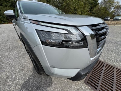 2025 Nissan Pathfinder SV 4WD