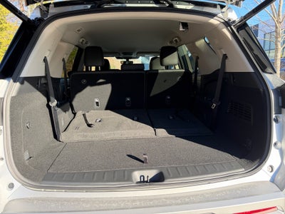 2025 Nissan Pathfinder SL FWD