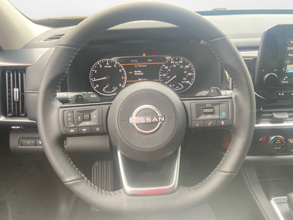 2025 Nissan Pathfinder SL FWD