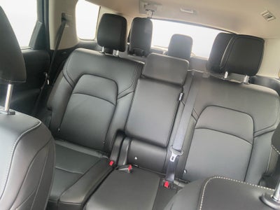 2025 Nissan Pathfinder SL FWD