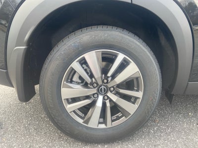 2025 Nissan Pathfinder SL FWD