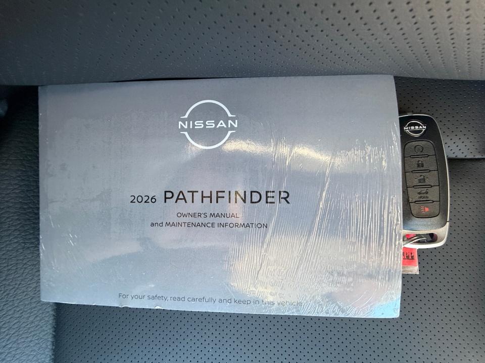2026 Nissan Pathfinder SL