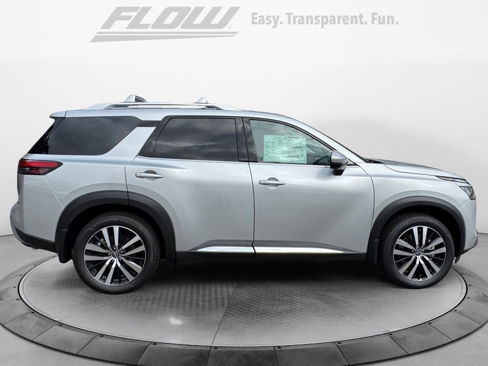 2025 Nissan Pathfinder Platinum FWD