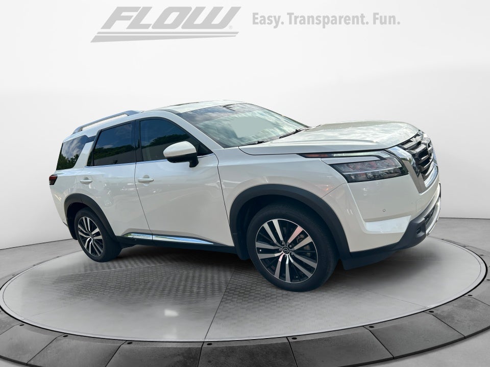 2024 Nissan Pathfinder Platinum FWD