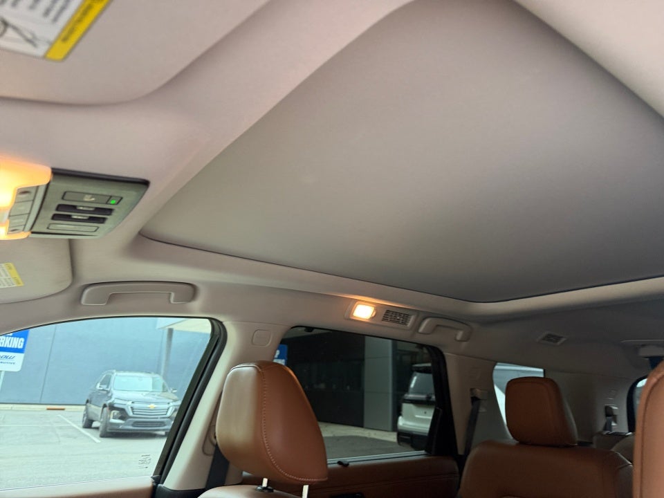 2024 Nissan Pathfinder Platinum FWD