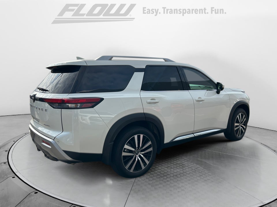 2024 Nissan Pathfinder Platinum FWD