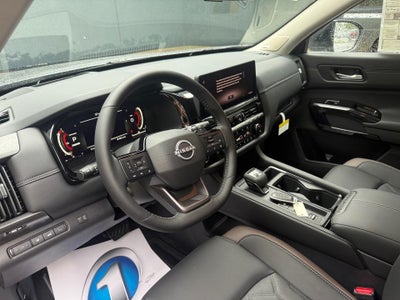 2026 Nissan Pathfinder Platinum