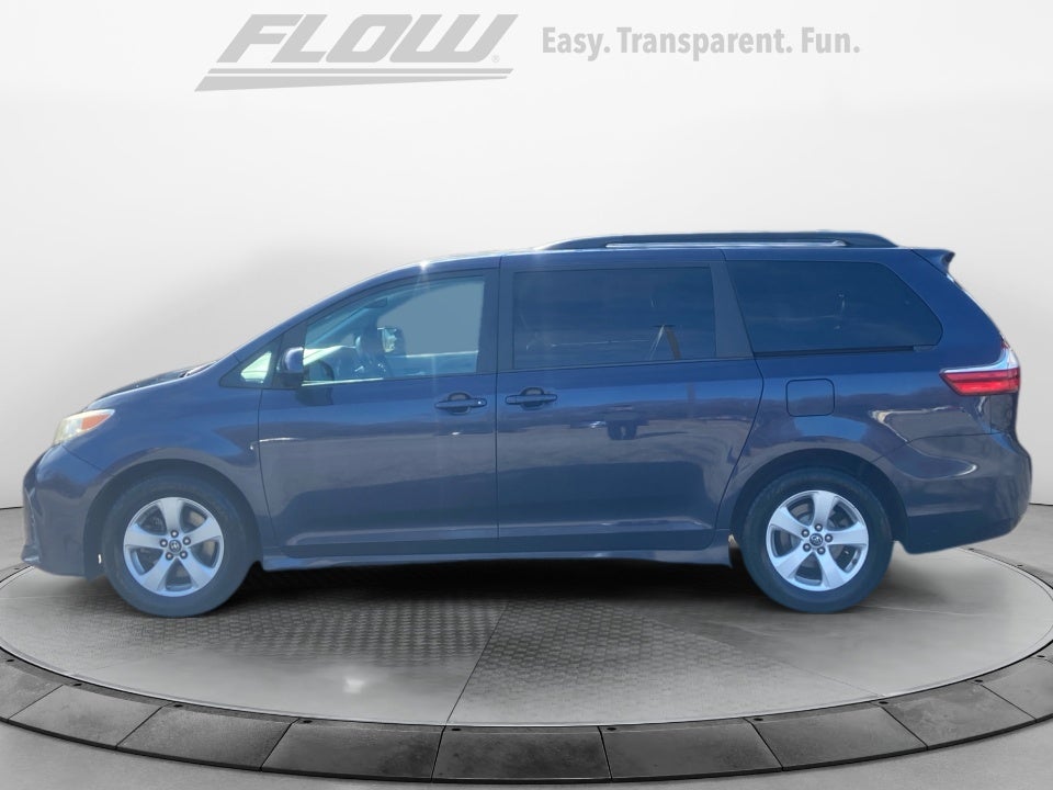 2018 Toyota Sienna LE 8 Passenger