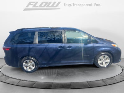 2018 Toyota Sienna LE 8 Passenger