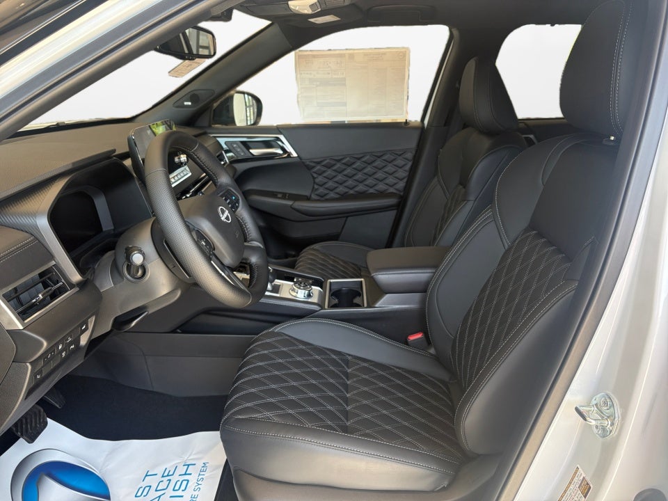 2026 Nissan Rogue Plug-In Hybrid Platinum