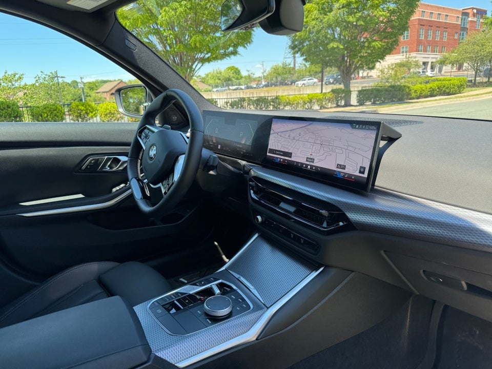 2025 BMW 330i xDrive