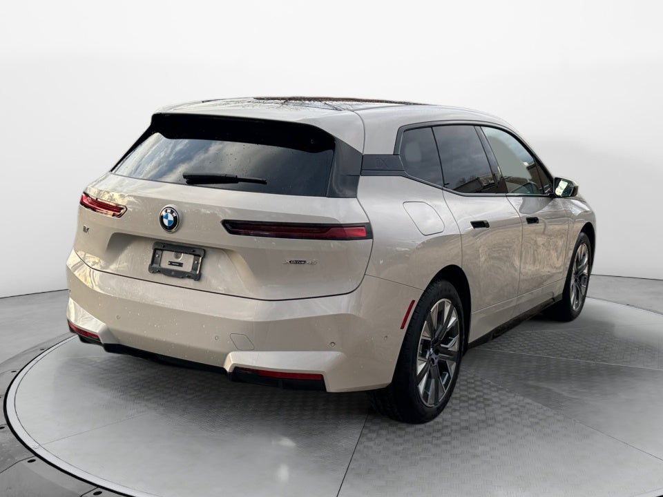 2026 BMW iX xDrive45