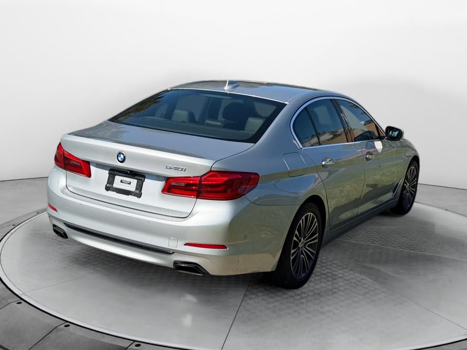2017 BMW 540i 540i