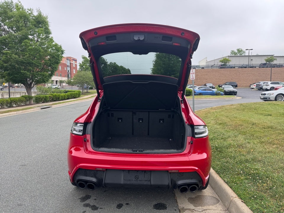 2024 Porsche Macan S