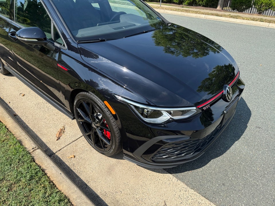 2024 Volkswagen Golf GTI 380 SE