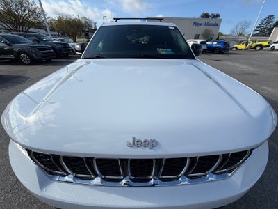 2025 Jeep Grand Cherokee Laredo 4x2