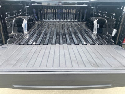2022 Chevrolet Silverado 1500 4WD Crew Cab Short Bed LT with 2FL